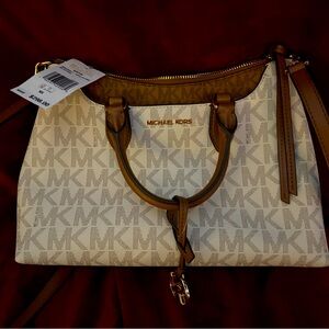 Michael Kors hobo or cross body bag